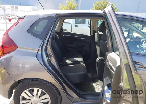 2015 Honda Fit Lx z USA, uszkodzony, nr VIN 3HGGK5H55FM714784